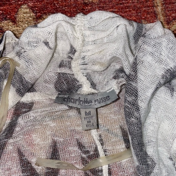 Black and White Charlotte Russe Cardigan - Picture 3 of 7